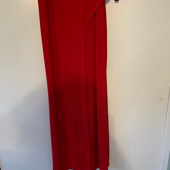 Wide legged red jumpsuit. Rhinestone shoulder strap. Looks like a gown. Size 16 - Picture 6 of 12